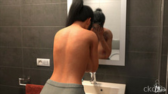 BORED WIFE - DEMO Screenshot 6